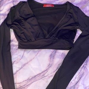 Long sleeve crop top
